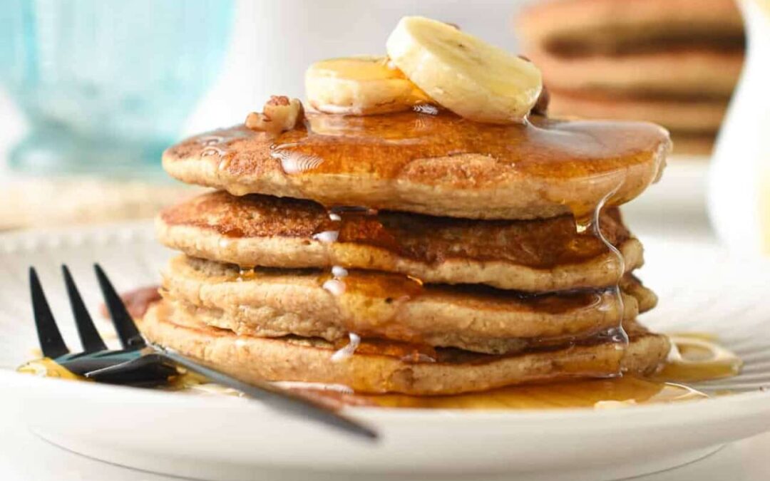 Tortitas de avena con miel y plátano